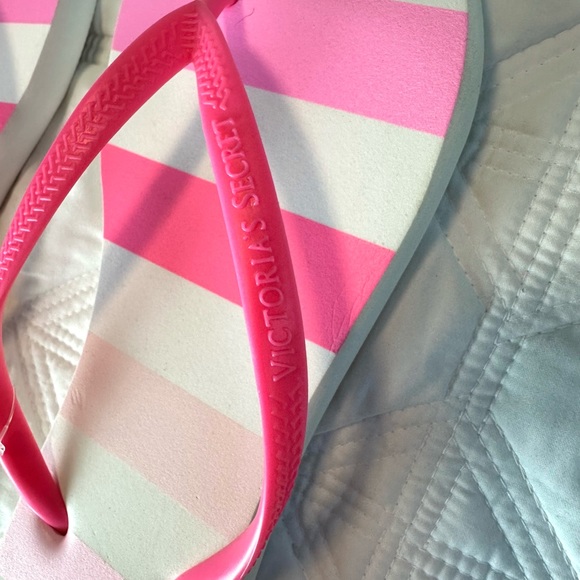 Victoria Secret Flip Flops Sandals Lg 8/9 Striped Pink New - Picture 3 of 10